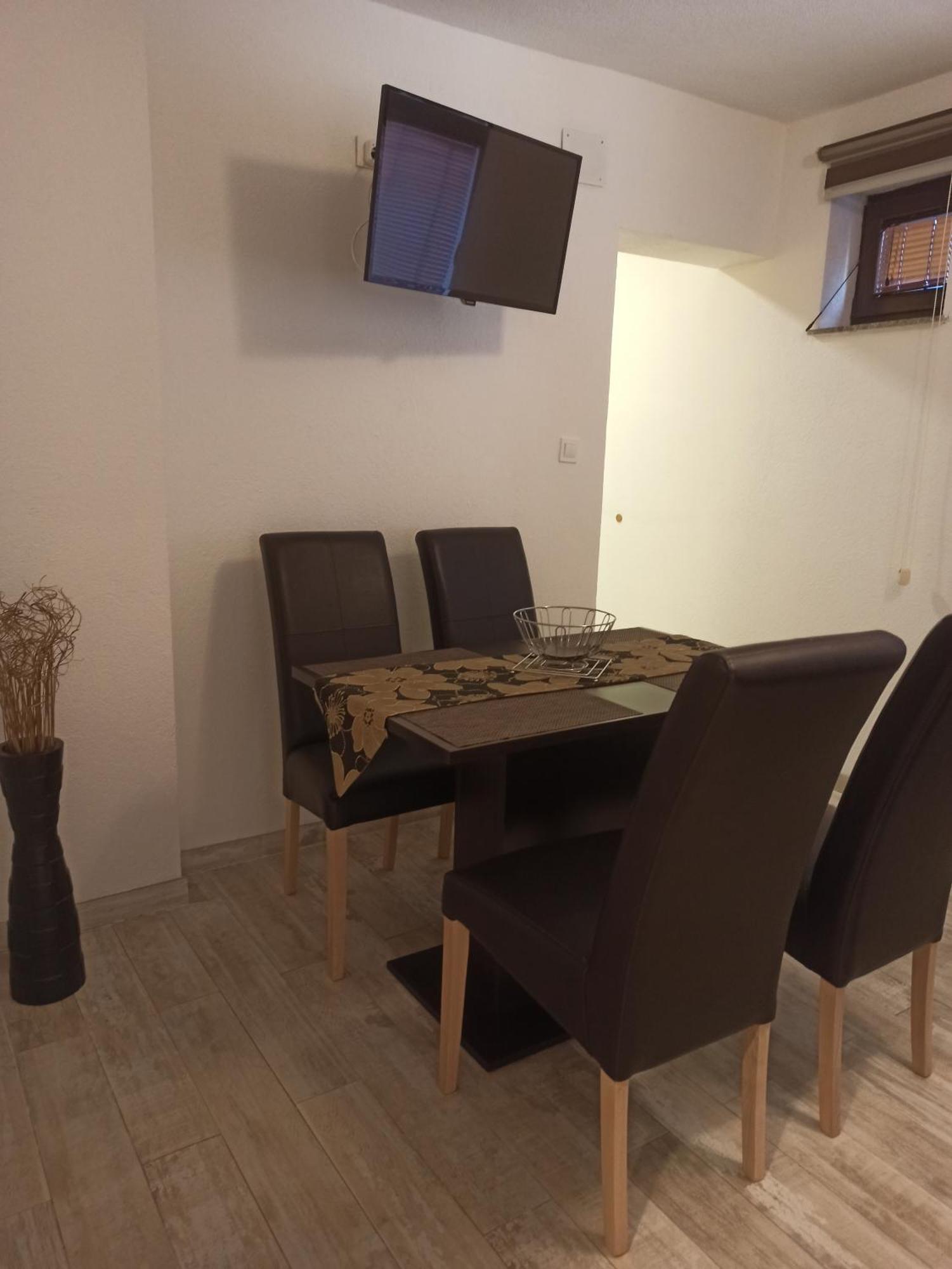 Studio Apartments Una 코레니카 외부 사진